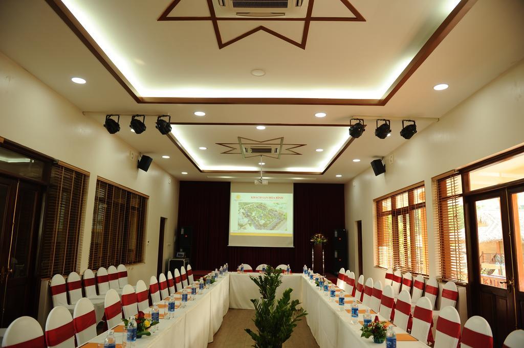 Hoa Binh Hotel Exterior photo